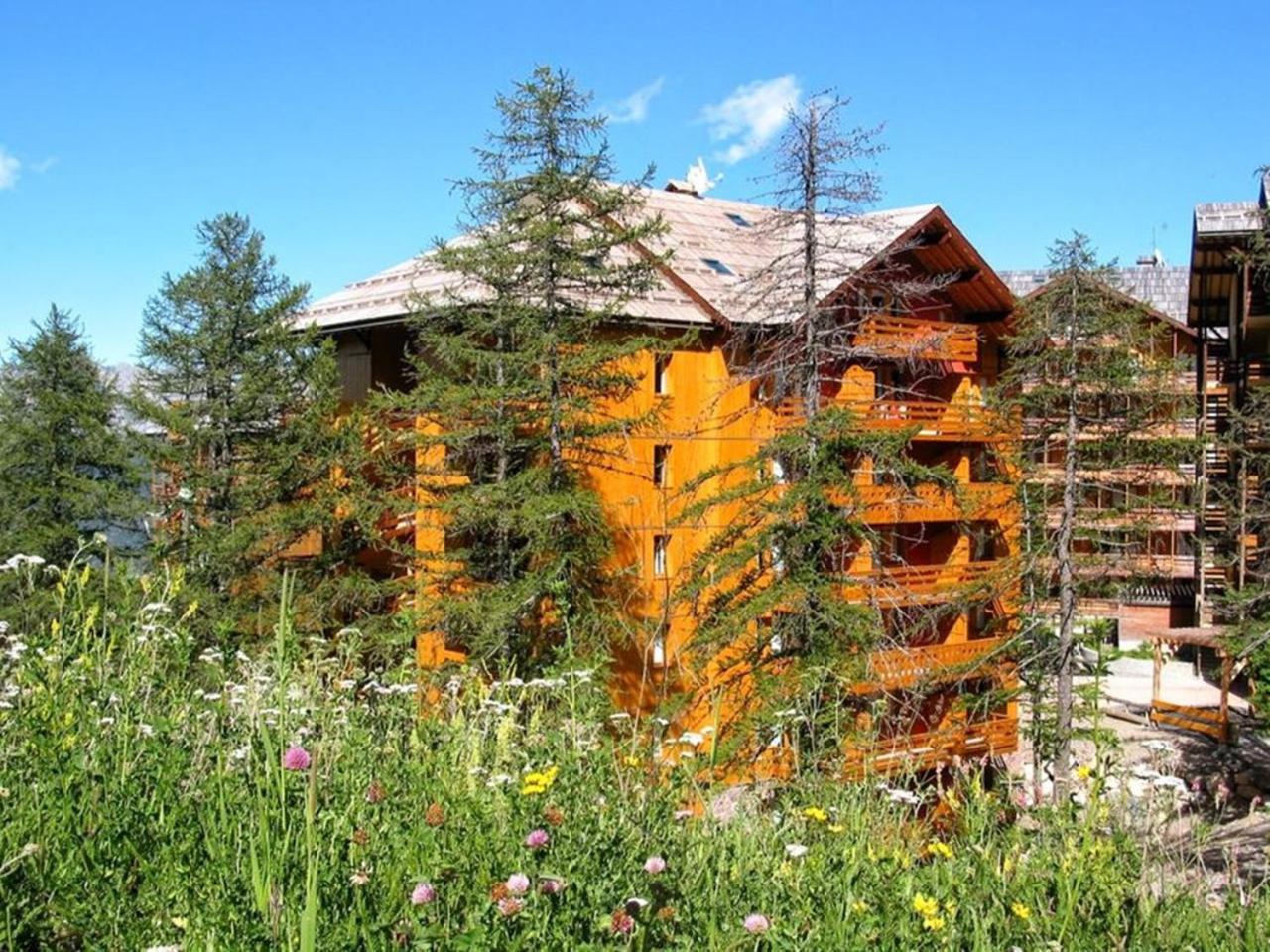 Vacanceole - Residence Vega Risoul Exteriör bild